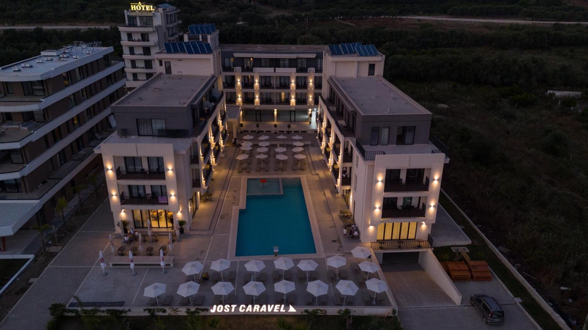 Hotel Jost Caravel à Radhimë Extérieur photo